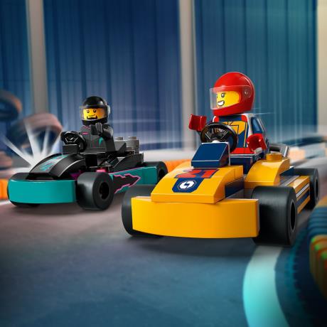 Конструктор LEGO City Картинг і гонщики 99 деталей (60400) - фото 2