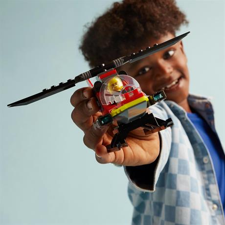 Конструктор LEGO City Пожежний рятувальний гелікоптер 85 деталей (60411) - фото 5