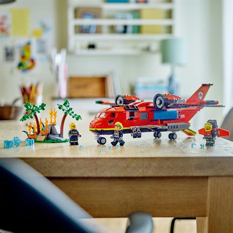 Конструктор LEGO City Пожарный спасательный самолет 478 деталей (60413) - фото 7