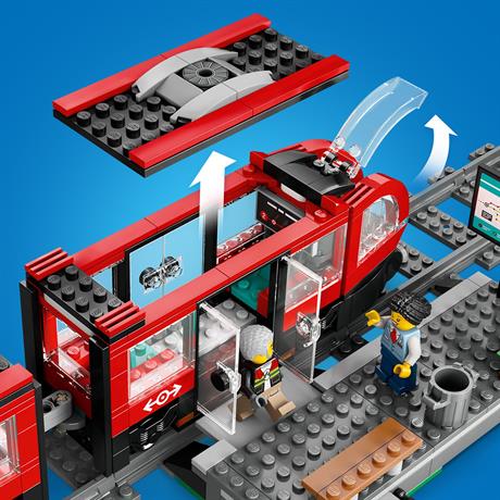 Конструктор LEGO City Трамвай і вокзал у центрі міста 811 деталей (60423) - фото 2