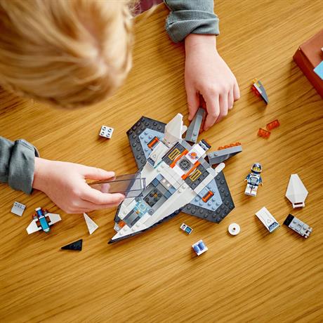 Конструктор LEGO City Міжзоряний космічний корабель 240 деталей (60430) - фото 6