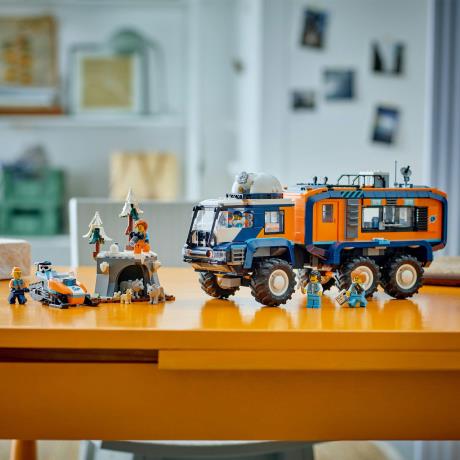 Конструктор LEGO City Арктична дослідницька вантажівка з науковою лабораторією 1064 деталі (60471) - фото 6