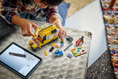 Конструктор LEGO City Фургон LEGO® 276 Деталей (60500) - фото 9