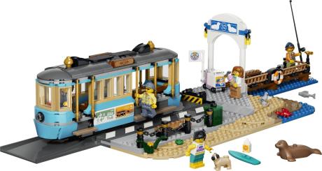 Конструктор LEGO® City Классический трамвай до пляжа — игрушечные поезда, 693 детали (60506) - фото 8