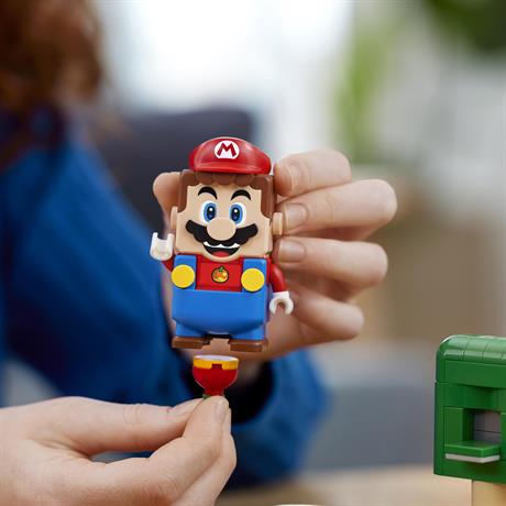 Конструктор LEGO Super Mario Дом подарков Йоши дополнительный набор 246 деталей (71406) - фото 5