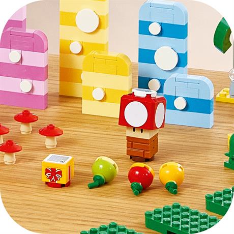 Конструктор LEGO Super Mario Набор для творчества для мастеров 588 деталей (71418) - фото 1