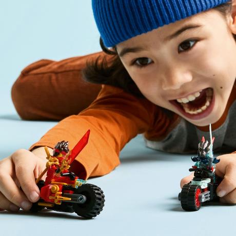 Конструктор LEGO NINJAGO Скоростная гонка Кая на мотоцикле 79 деталей (71838) - фото 9