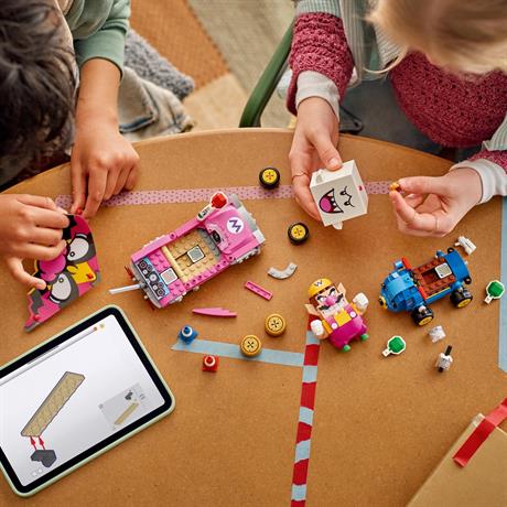 Конструктор LEGO Super Mario Mario Kart Wario та King Boo 512 деталей (72038) - фото 5