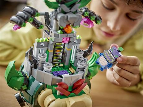 Конструктор LEGO Super Mario Prince Florian и Castle Bowser 1251 деталь (72042) - фото 3