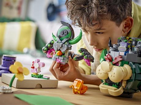 Конструктор LEGO Super Mario Prince Florian и Castle Bowser 1251 деталь (72042) - фото 7