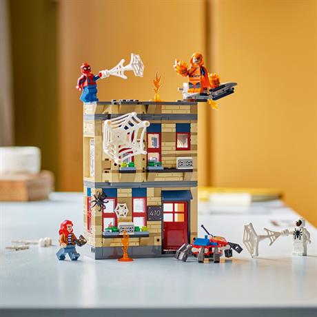 Конструктор LEGO Super Mario Mario Kart Interactive LEGO Mario та Standard Kart 278 деталей (72043) - фото 3