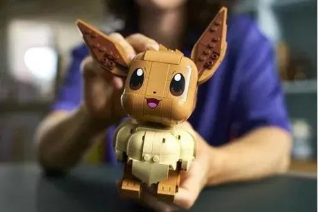 Конструктор LEGO® Pokemon™ Іві Набір для конструювання моделі для геймерів, 585 деталей (72151) - фото 1