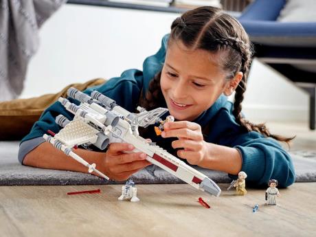 Конструктор LEGO Star Wars Винищувач X-wing Люка Скайвокера 474 деталі (75301) - фото 0
