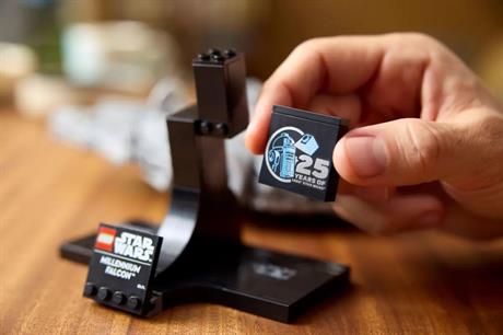 Конструктор LEGO Star Wars Тисячолітній сокіл 921 деталь (75375) - фото 0