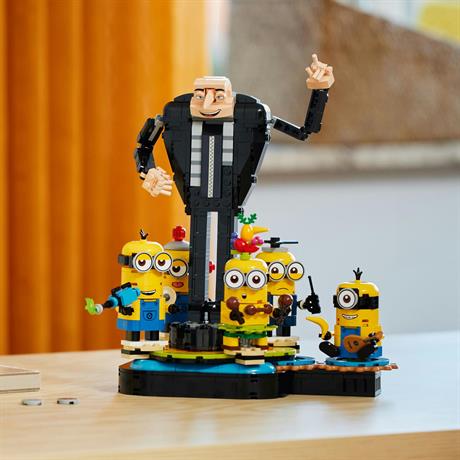 Конструктор LEGO Despicable Me 4 Ґру й посіпаки з кубиків 839 деталей (75582) - фото 10