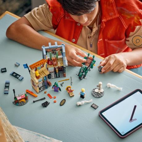 Конструктор LEGO® ONE PIECE Сутичка з капітаном Смокером Іграшка (75642) - фото 9