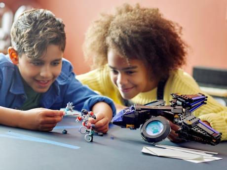 Конструктор LEGO Super Heroes Нектарка Шурі 355 деталей (76211) - фото 0