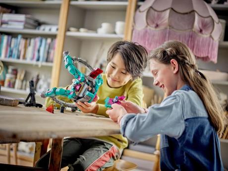 Конструктор LEGO Marvel Super Heroes Новий зореліт Вартових Галактики 378 деталей (76255) - фото 0