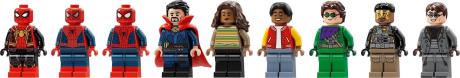 Конструктор LEGO Super Heroes Вирішальний бій Людини-павука 900 деталей (76261) - фото 0