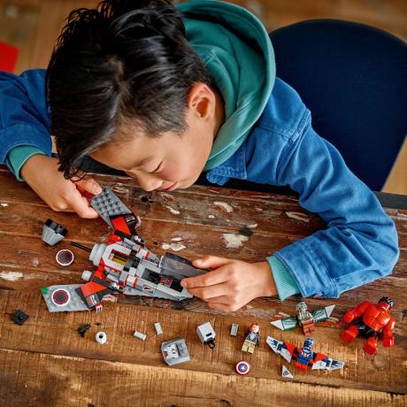 Конструктор LEGO Super Heroes Капітан Америка проти Червоного Халка 223 деталі (76292) - фото 9