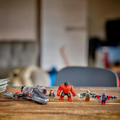 Конструктор LEGO Super Heroes Капітан Америка проти Червоного Халка 223 деталі (76292) - фото 10