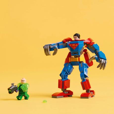 Конструктор LEGO DC Супермен-робот проти Лекса Лютора 120 деталей (76302) - фото 10