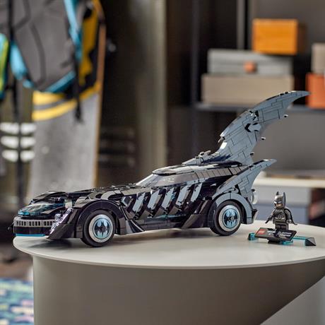 Конструктор LEGO Super Heroes Бетмен назавжди Бетмобіль 909 деталей (76304) - фото 8