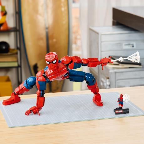 Конструктор LEGO® Marvel Фігурка супергероя Людини-Павука, колекційний елемент, 813 деталей (76346) - фото 0