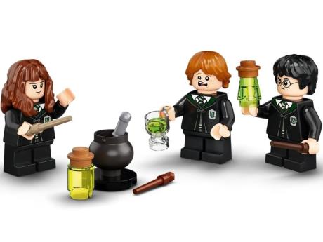 Конструктор LEGO Harry Potter Гоґвортс: невдача з багатозільною настійкою 217 деталей (76386) - фото 0