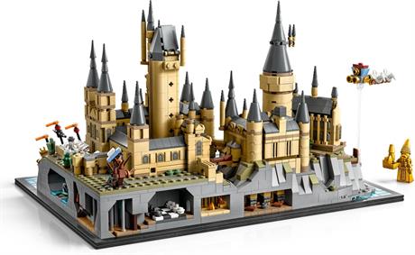 Конструктор LEGO Harry Potter Замок і територія Гоґвортсу 2660 деталей (76419) - фото 0