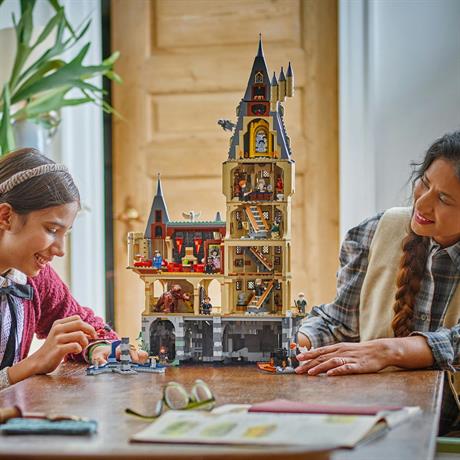 Конструктор LEGO Harry Potter Замок Гоґвортс головна вежа 2135 деталей (76454) - фото 10