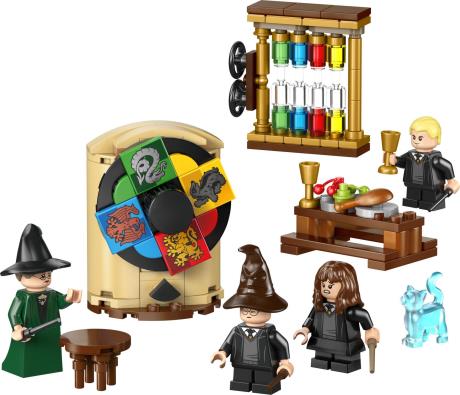Конструктор LEGO Harry Potter TM Замок Хогвартс: Церемония распределения по факультетам 124 Детали (76460) - фото 6