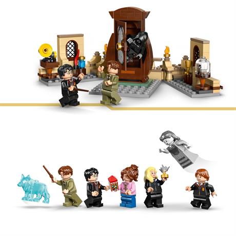 Конструктор LEGO Harry Potter TM Замок Хогвартс: Больничное крыло 907 Деталей (76463) - фото 4