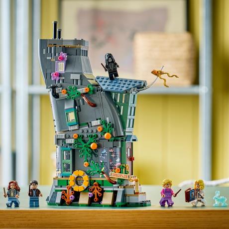 Конструктор LEGO Harry Potter TM Будинок Луни Лавґуд 764 Деталі (76467) - фото 7