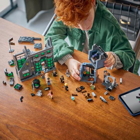 Конструктор LEGO® Harry Potter™ Магазини для чарівників на Алеї Ноктерн, 788 деталей (76471) - фото 2