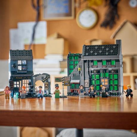 Конструктор LEGO® Harry Potter™ Магазини для чарівників на Алеї Ноктерн, 788 деталей (76471) - фото 10