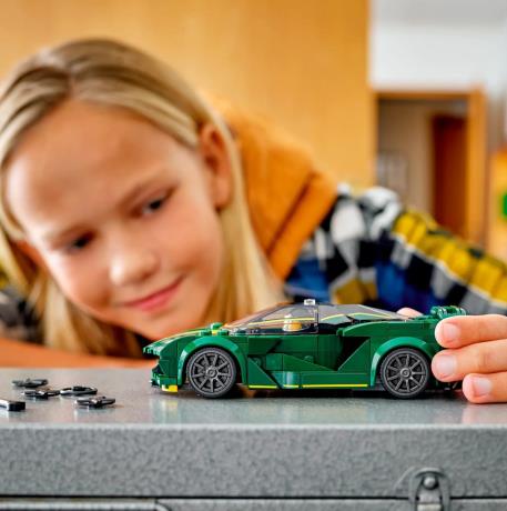 Конструктор LEGO Speed Champions Lotus Evija 247 деталей (76907) - фото 0