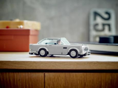 Конструктор LEGO Speed Champions 007 Aston Martin DB5 298 деталей (76911) - фото 0