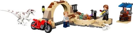 Конструктор LEGO Jurassic World Атроцираптор Погоня на мотоциклі 169 деталей (76945) - фото 0
