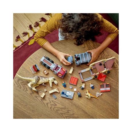 Конструктор LEGO Jurassic World Втеча атроцираптора та тиранозавра 466 деталей (76948) - фото 1