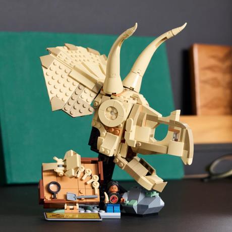Конструктор LEGO® Jurassic World Окаменелости динозавров: череп трицератопса, 468 деталей (76969) - фото 13