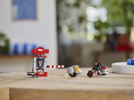 Конструктор LEGO Sonic the Hedgehog Втеча їжака Шедоу (76995) - фото 0