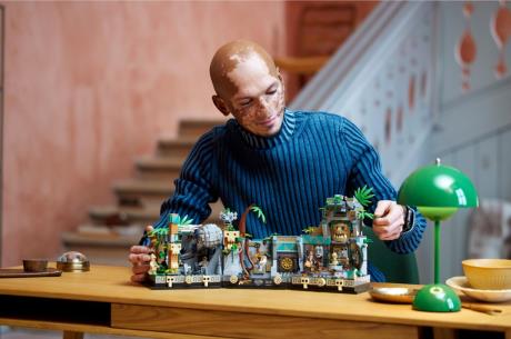 Конструктор LEGO Indiana Jones Храм Золотого Ідола 1545 деталей (77015) - фото 0