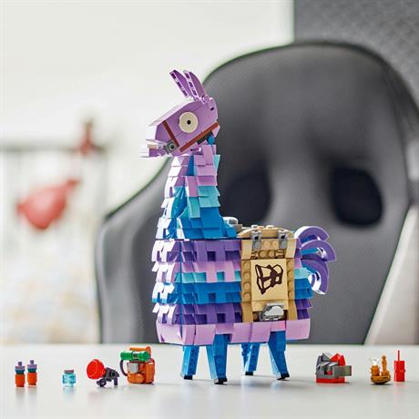 Конструктор LEGO Fortnite Supply Llama Іграшка з відеогри 691 деталь (77071) - фото 10