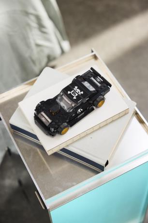 Конструктор LEGO® Speed Champions Ford Mustang Hoonicorn V1 '65 Ken Block, 345 деталей (77262) - фото 6