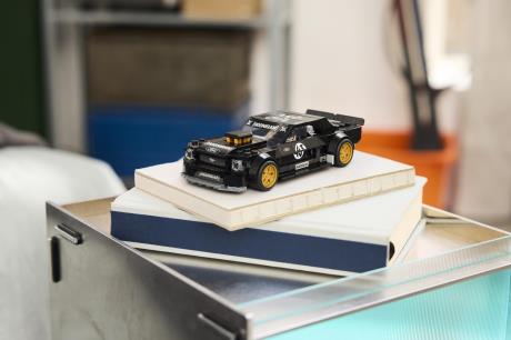 Конструктор LEGO® Speed Champions Ford Mustang Hoonicorn V1 '65 Ken Block, 345 деталей (77262) - фото 9