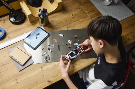 Конструктор LEGO® Speed Champions BMW M3 (E30) Набір із іграшковою машиною (77263) - фото 6