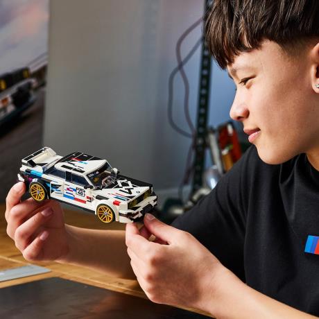 Конструктор LEGO® Speed Champions BMW M3 (E30) Набір із іграшковою машиною (77263) - фото 13