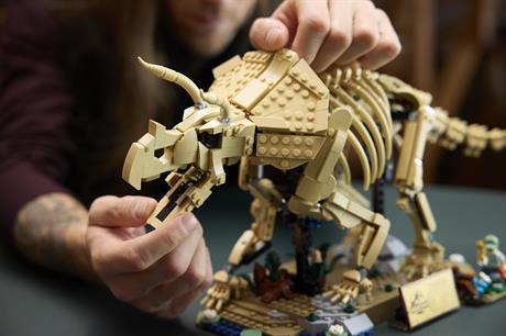 Конструктор LEGO® Jurassic World Скам'янілості динозаврів: трицератопс, 1154 деталей (77985) - фото 7