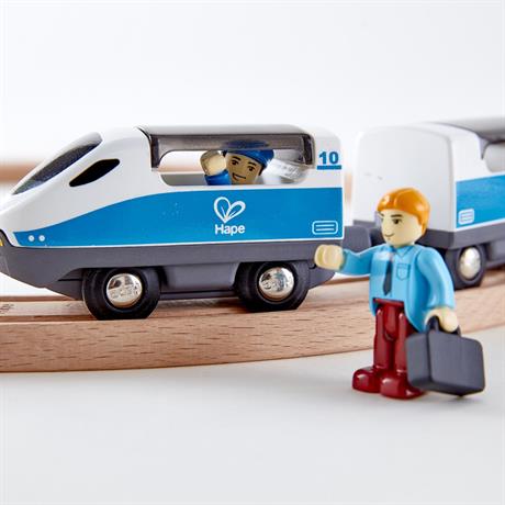 Набор для игрушечной железной дороги Hape Поезд Интерсити с вагонами (E3728) - фото 7